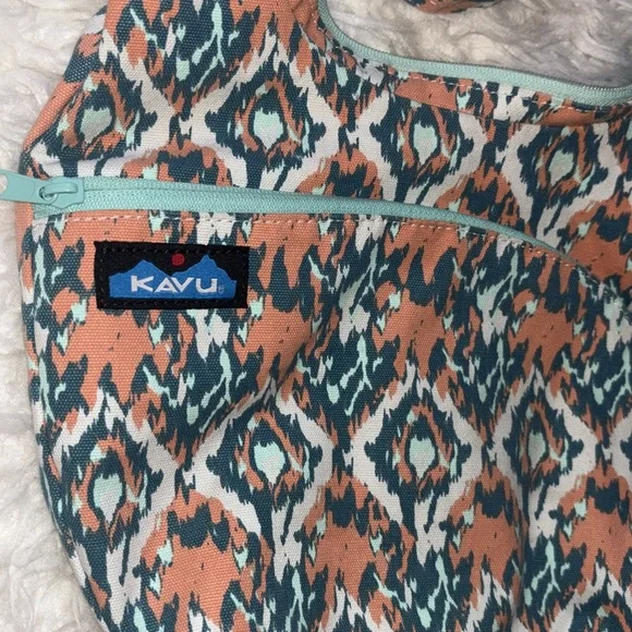 Kavu Sydney Satchel Crossbody Shoulder Bag, 14ā x 10ā - Picture 2 of 15
